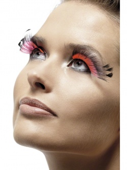 Black and Pink Eyelashes with Black Corner Plums